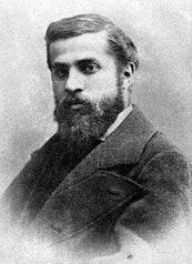 Antoni Gaudí photo