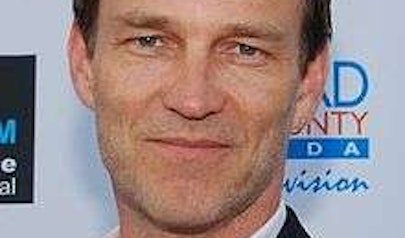 Stephen Moyer photo