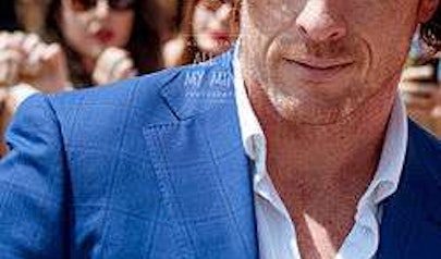 Toby Stephens photo