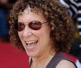 Rhea Perlman photo