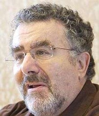 Saul Rubinek photo