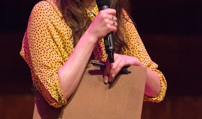 Aisling Bea photo