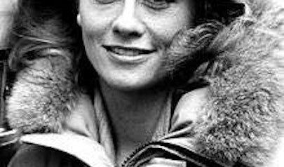 Cybill Shepherd photo