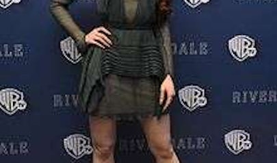 Madelaine Petsch photo