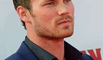 Derek Theler photo