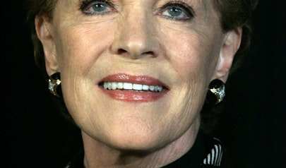Julie Andrews photo