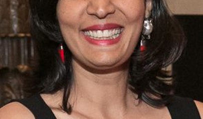 Kiran Desai photo