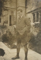 Robert Graves photo